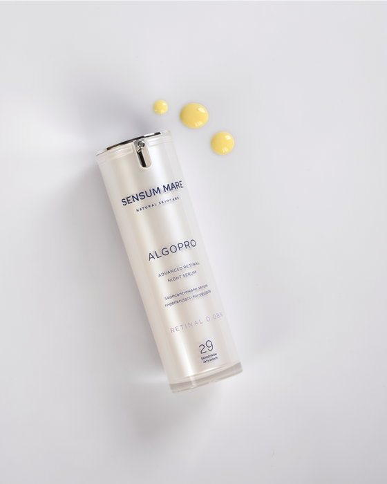 Skoncentrowane serum regenerująco-korygujące ze stabilnym kapsułkowanym retinalem 0,08%